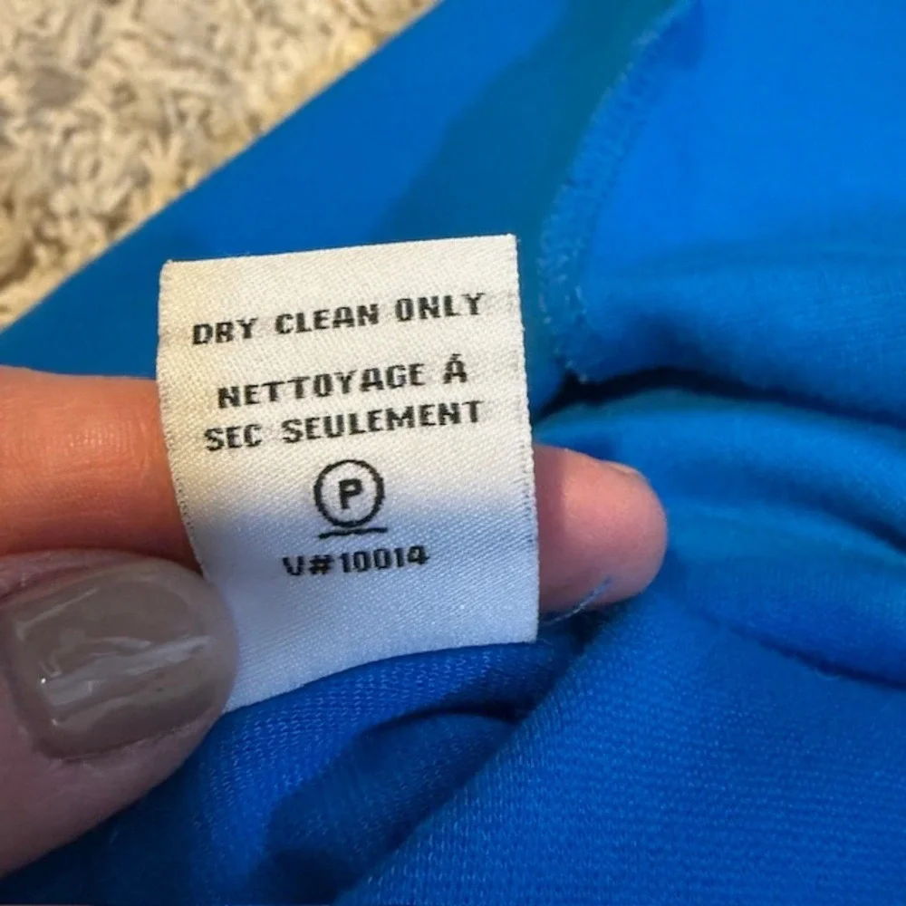 Diane von Furstenberg DVF Blue Zip Dress Size 6 Convertible Front Zip Minimilist